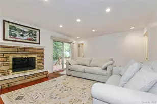 43 Elm St, Great Neck, NY 11021 - Photo 12