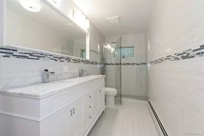 43 Elm Street, Great Neck, NY 11021 - Photo 24