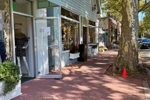 35 N Riley Ave, Mattituck, NY 11952 - Photo 6