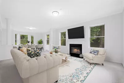 179 Caterson Terrace, Hartsdale, NY 10530 - Photo 2
