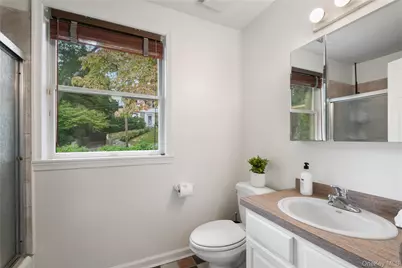 179 Caterson Terrace, Hartsdale, NY 10530 - Photo 16