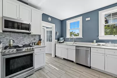 126 N Broadway, White Plains, NY 10603 - Photo 16