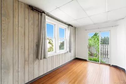 96-20 160th Avenue, Howard Beach, NY 11414 - Photo 12