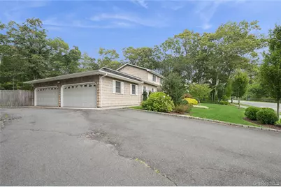 75 E Moriches Boulevard, Eastport, NY 11941 - Photo 4