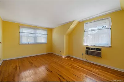 34 Audrey Avenue, Plainview, NY 11803 - Photo 14