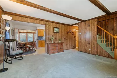 34 Audrey Avenue, Plainview, NY 11803 - Photo 4