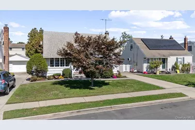 34 Audrey Avenue, Plainview, NY 11803 - Photo 22