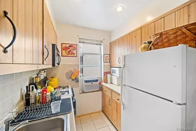 6185 Grove Street, Ridgewood, NY 11385 - Photo 18