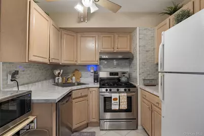 55 Monroe Boulevard #2H, Long Beach, NY 11561 - Photo 8