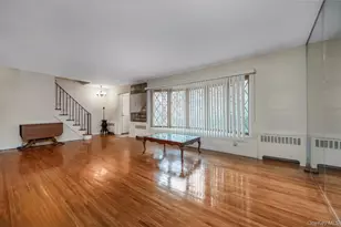 34 Midland Rd, Roslyn Heights, NY 11577 - Photo 6