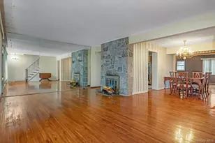 34 Midland Rd, Roslyn Heights, NY 11577 - Photo 4