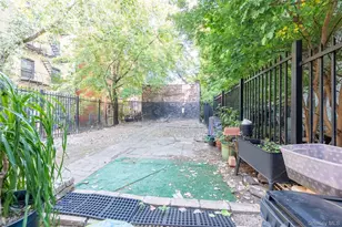 2023 Hughes Ave, Bronx, NY 10457 - Photo 24