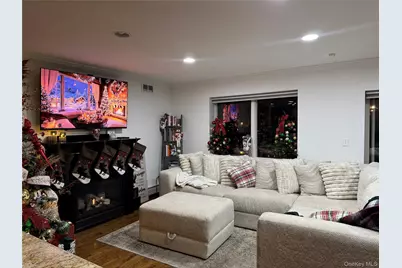 204 Outlook Avenue, Bronx, NY 10465 - Photo 8