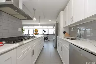 61-20 Grand Central Pkwy, Forest Hills, NY 11375 - Photo 20