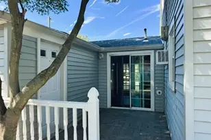 33 Chapel Ln, Levittown, NY 11756 - Photo 24