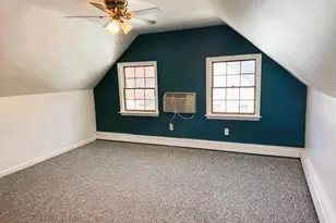 33 Chapel Ln, Levittown, NY 11756 - Photo 20