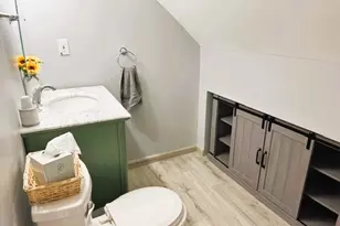 33 Chapel Ln, Levittown, NY 11756 - Photo 22