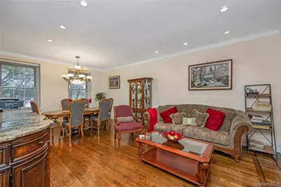 1 Meadow Drive #1K, Woodmere, NY 11598 - Photo 2
