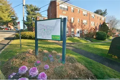 182 Pinewood Road #23, Hartsdale, NY 10530 - Photo 1