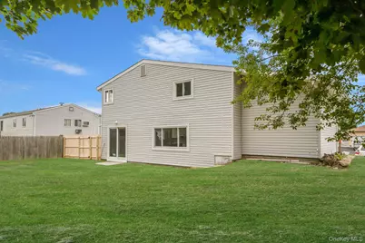 40 Gettysburg Drive, Holbrook, NY 11741 - Photo 22