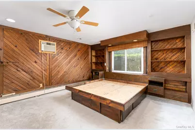 4 Comet Road, Selden, NY 11784 - Photo 12