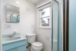 4 Comet Rd, Selden, NY 11784 - Photo 14