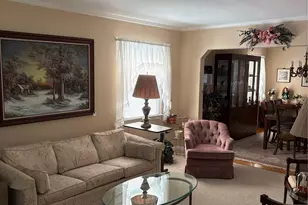 239 Mckinley Pkwy, Mineola, NY 11501 - Photo 2