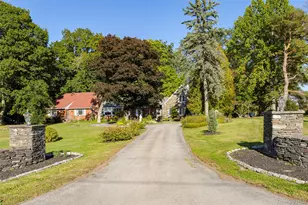 404 Gretna Rd, Hyde Park, NY 12538 - Photo 2