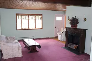 31 Garden Blvd, Hicksville, NY 11801 - Photo 18