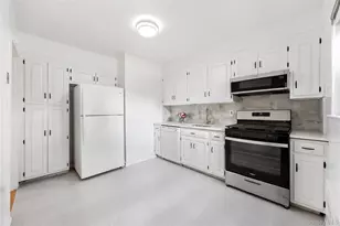 73-08 220th St, Oakland Gardens, NY 11364 - Photo 10