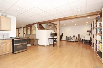 3 Larissa Court, Airmont, NY 10952 - Photo 38