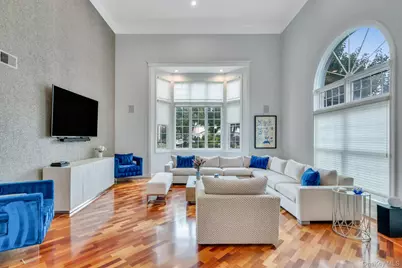 52 Hamlet Drive #52, Commack, NY 11725 - Photo 6