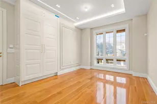 181-08 69th Ave, Fresh Meadows, NY 11365 - Photo 18