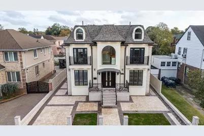 18108 69th Avenue, Fresh Meadows, NY 11365 - Photo 50