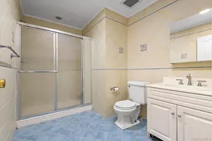 532 E Shore Rd, Great Neck, NY 11024 - Photo 24