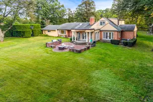 532 E Shore Rd, Great Neck, NY 11024 - Photo 26