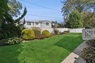 2147 Seneca Dr N, Merrick, NY 11566 - Photo 24