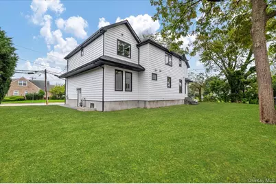 1028 E Broadway, Woodmere, NY 11598 - Photo 4