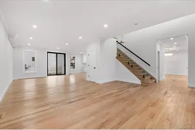 1028 E Broadway, Woodmere, NY 11598 - Photo 14