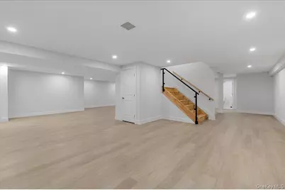 1028 E Broadway, Woodmere, NY 11598 - Photo 46