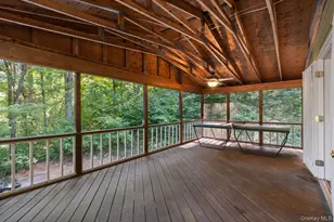 8 Bykenhulle Rd, Hopewell Junction, NY 12533 - Photo 10