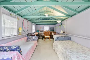 197 W Prospect St, Southampton, NY 11968 - Photo 16