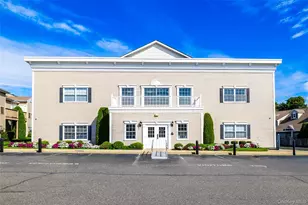 121 Willow Ln, Valley Stream, NY 11580 - Photo 24