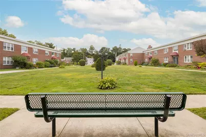 9 Winchester Avenue #2B, Yonkers, NY 10710 - Photo 10