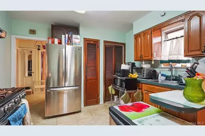 115-04 237th Street, Elmont, NY 11003 - Photo 6