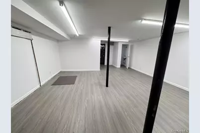 67-05 Roosevelt Ave, Woodside, NY 11377 - Photo 10