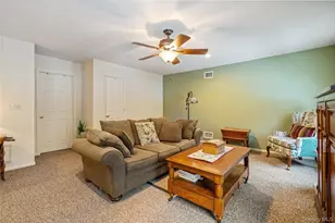 27 Evelyn Ct, Manorville, NY 11949 - Photo 32