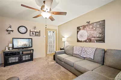 27 Evelyn Court, Manorville, NY 11949 - Photo 24