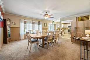 27 Evelyn Ct, Manorville, NY 11949 - Photo 16