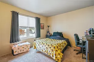 27 Evelyn Ct, Manorville, NY 11949 - Photo 28